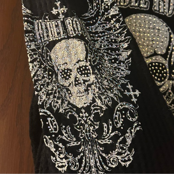 Vocal USA Long Sleeve Hoodie with Skull & Wings Design jeweled size large - Picture 5 of 11